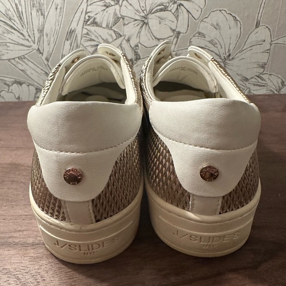 J/SLIDES Hilton White and Gold Platform Sneakers - Women’s Size 8 - Picture 4 of 14